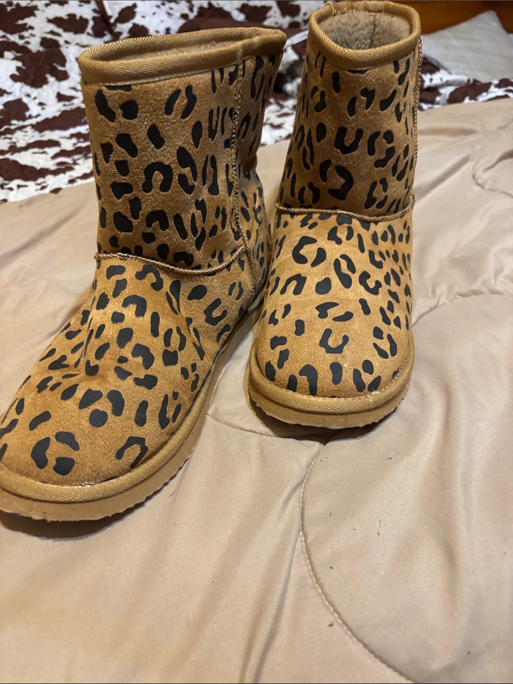 Leopard Print Short Winter Boots - Tan